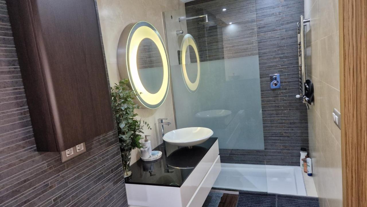 Apartamento Atico De Lujo Con Jacuzzi Climatizado En Terraza Elche Exterior foto