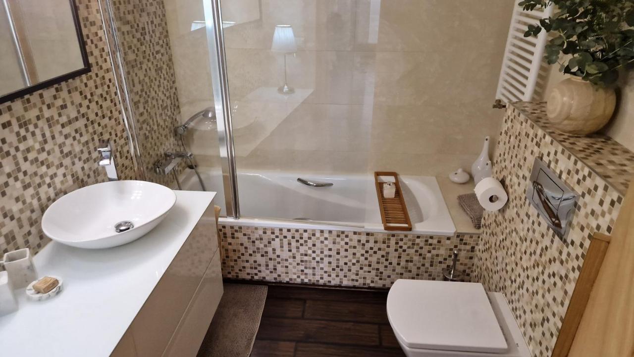 Apartamento Atico De Lujo Con Jacuzzi Climatizado En Terraza Elche Exterior foto