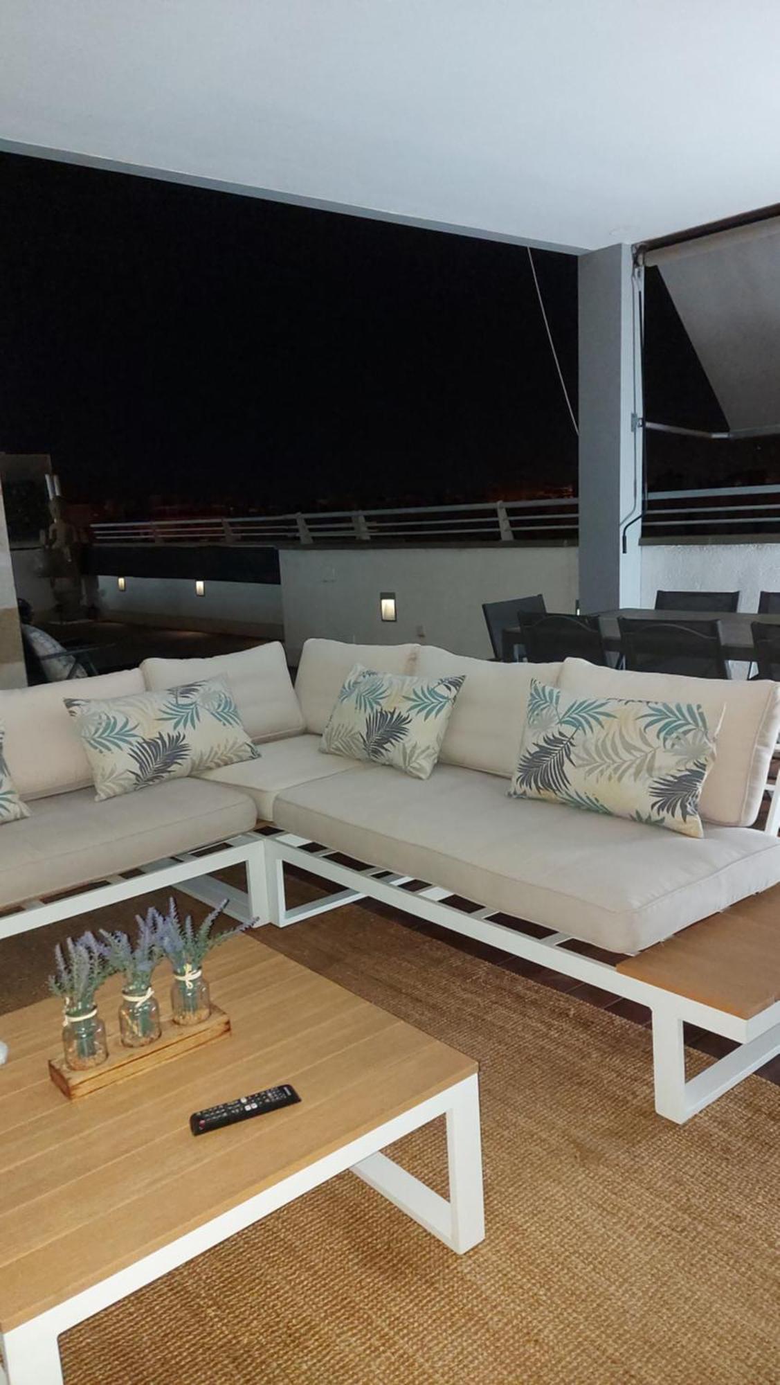 Apartamento Atico De Lujo Con Jacuzzi Climatizado En Terraza Elche Exterior foto