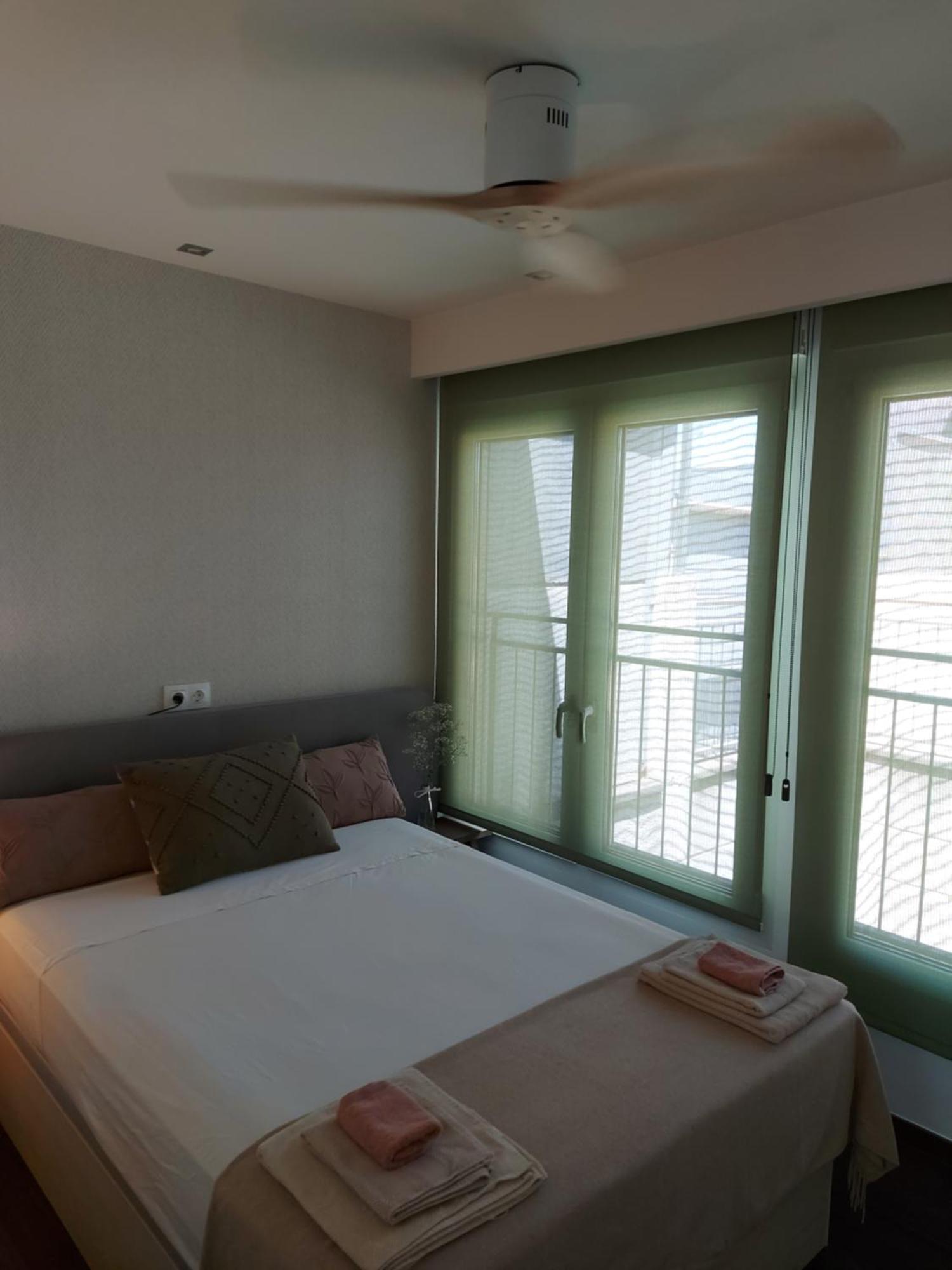 Apartamento Atico De Lujo Con Jacuzzi Climatizado En Terraza Elche Exterior foto